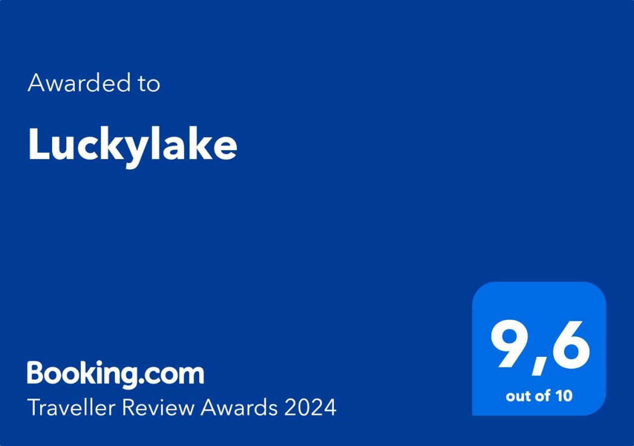 Luckylake Pella Eksteriør bilde